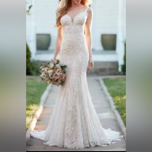 Martina Liana wedding dress